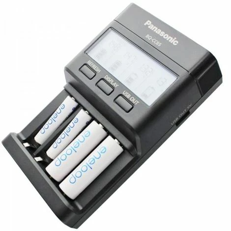 Panasonic Eneloop Ladegerät BQ-CC65 Inkl. LCD-Display, 4 Eneloop Standard AAA Micro Und AccuCell Akkubox Blue 5 Panasonic Eneloop Ladegerät BQ-CC65 Inkl. LCD-Display, 4 Eneloop Standard AAA Micro Und AccuCell Akkubox Blue – Bild 5